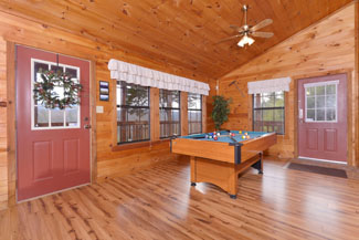 Pigeon Forge Cabin Game Table